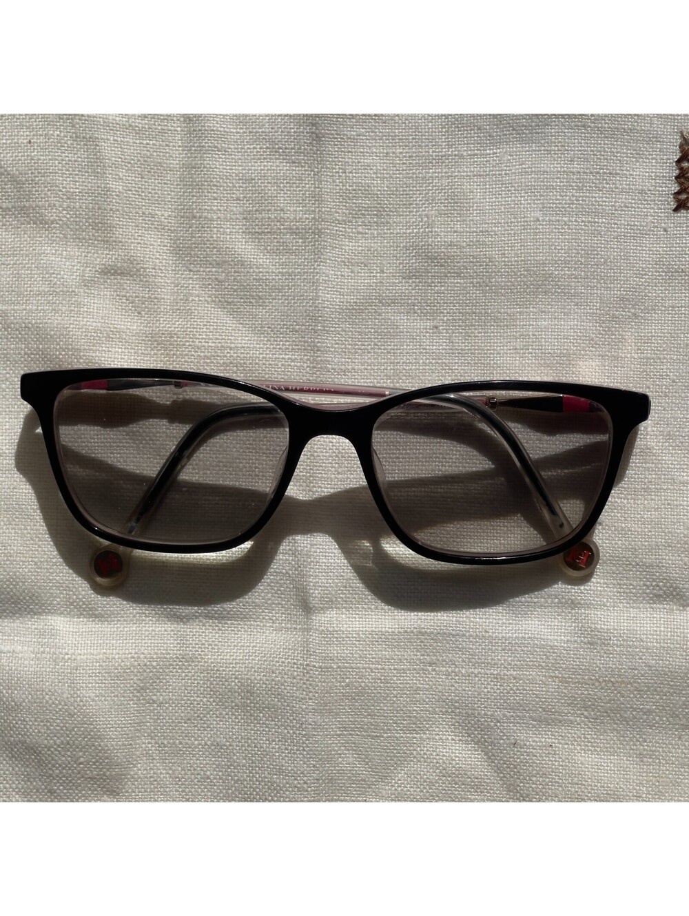 Carolina Herrera Eyeglasses, Frames Only, VHE898K 091M, 52-16-140, Black/Pink